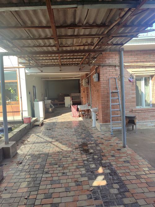 11-room house part, 600 m²
