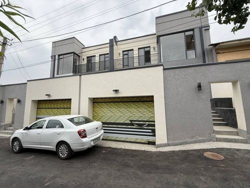 7-room house, 500 m²