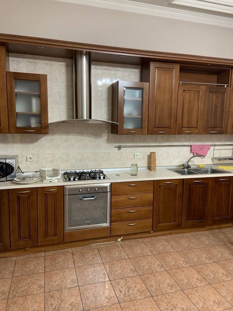 4-room house, 250 m², Tashkent, Mirzo Ulugbek District, for sale