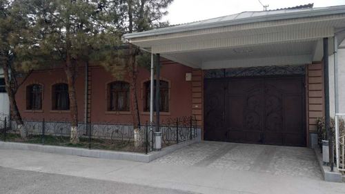 16-room house part, 797 m²