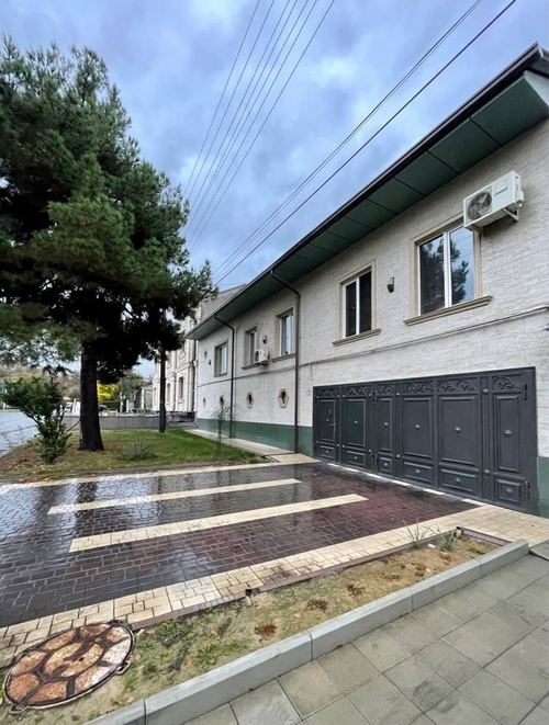 7-комнатный дом, 500 м²