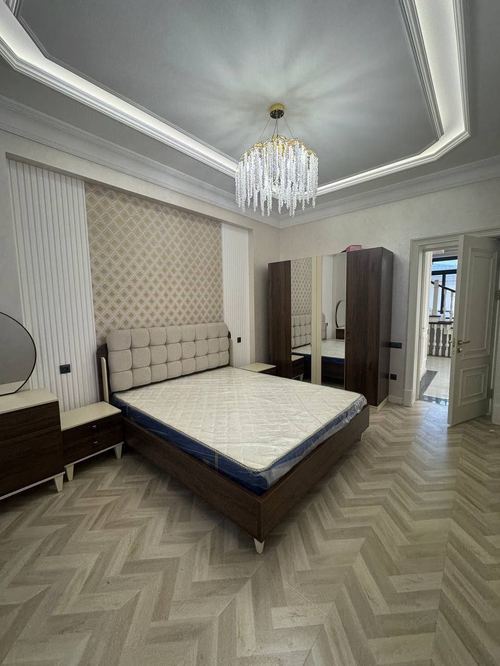 6-комнатный дом, 350 м²