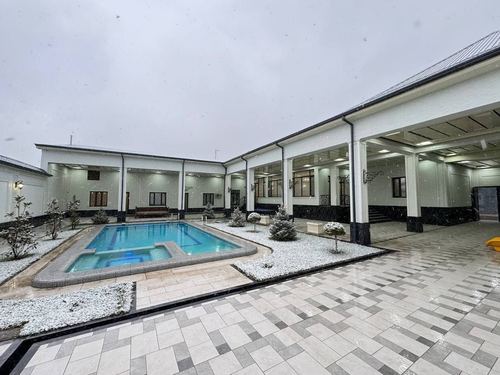 6-xonali uy, 300 m²