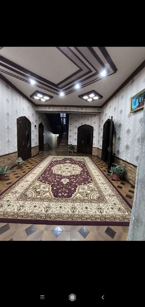 13-room house, 720 m²