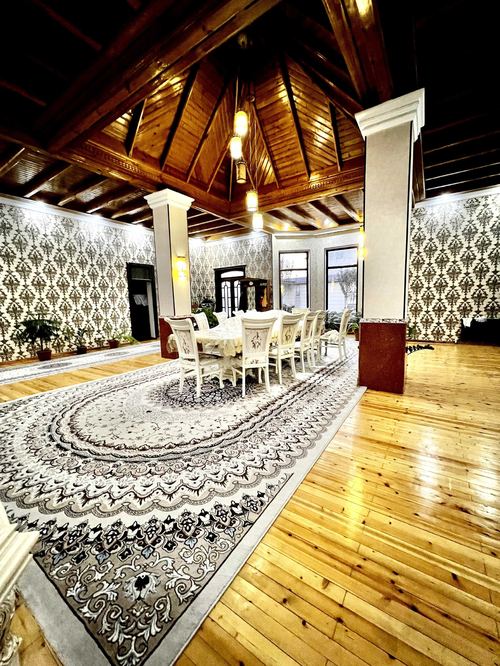 9-xonali uy, 611 m²