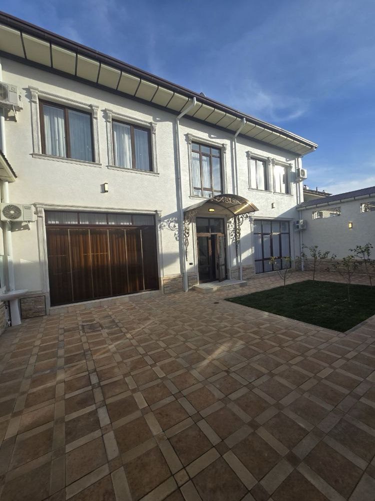 9-комнатный дом, 400 м², Ташкент, Учтепинский район, на продажу