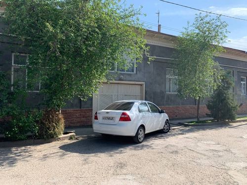 10-комнатная часть дома, 600 м²
