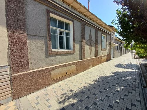 8-room house, 420 m²