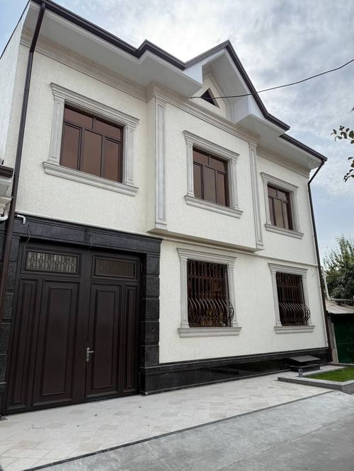 5-комнатный дом, 330 м²