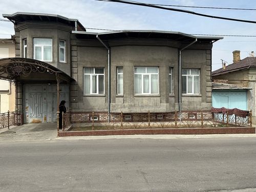 6-комнатный дом, 400 м²