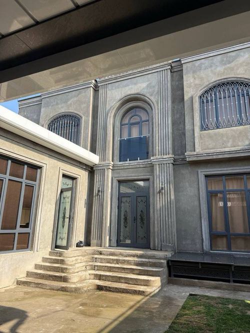 7-комнатный дом, 400 м²