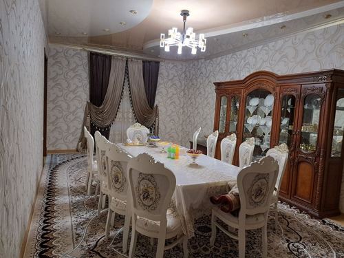 6-комнатная часть дома, 400 м²