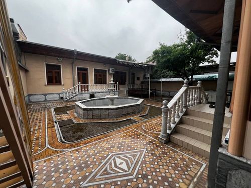 7-комнатный дом, 4 м²