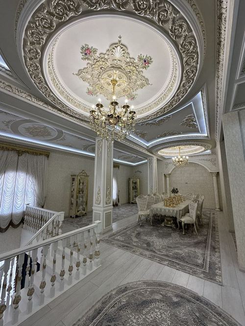 9-room house, 600 m²