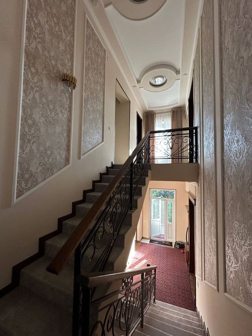 8-room house, 500 m²