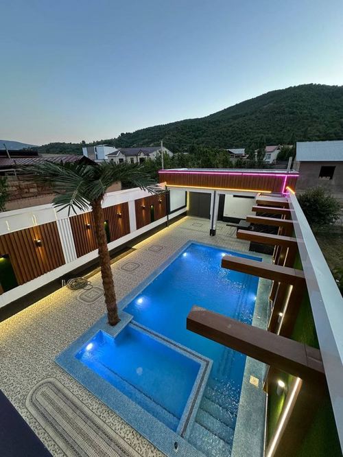 5-room dacha, 550 m²
