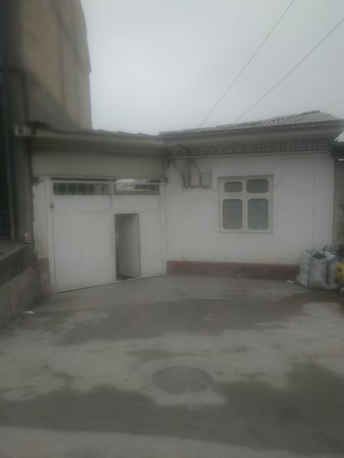 7-room house part, 609 m²