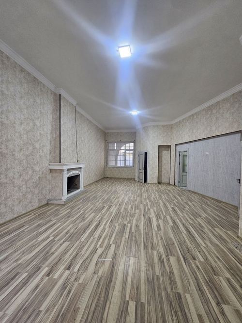 4-room house, 250 m²