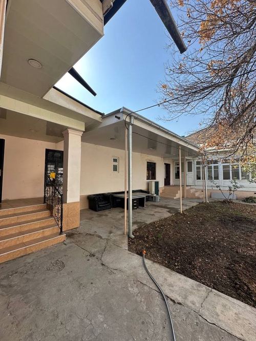 6-комнатный дом, 100 м²