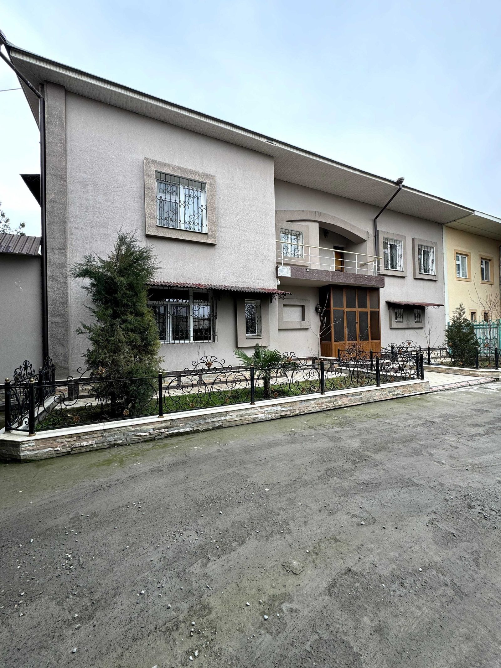 5-комнатный коттедж, 280 м², Ташкент, Мирзо-Улугбекский район, на продажу