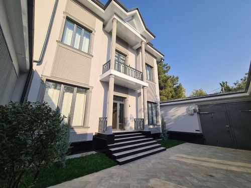 6-xonali uy, 390 m²