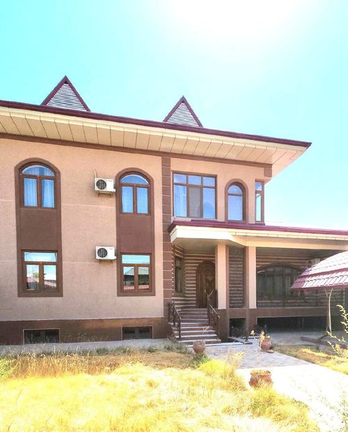 8-room house, 588 m²