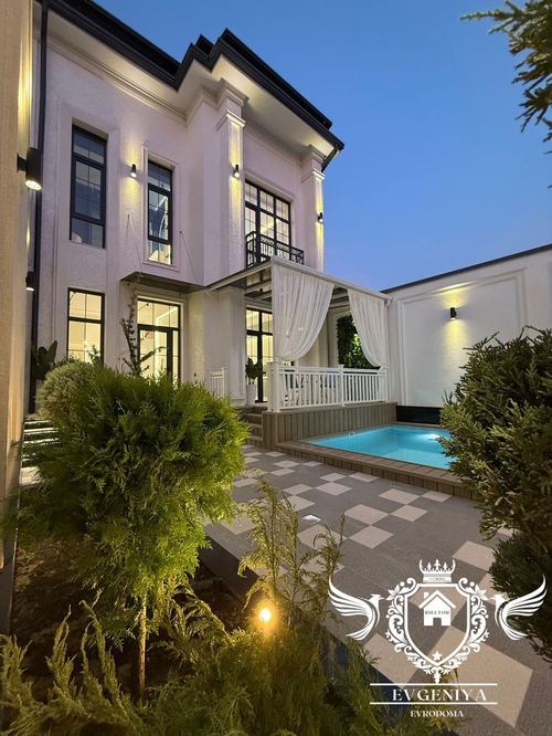 5-комнатный дом, 350 м²
