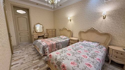 6-room house, 350 m²