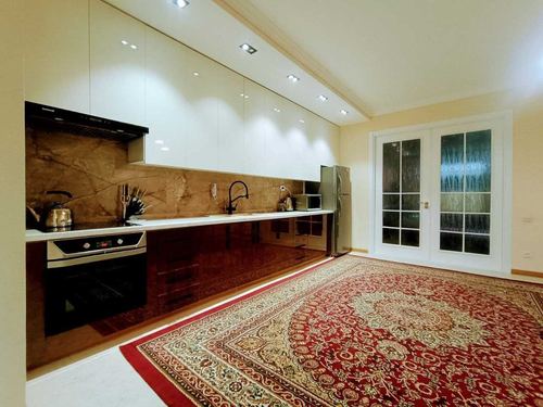 10-room house, 605 m²