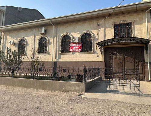 7-room house, 600 m²