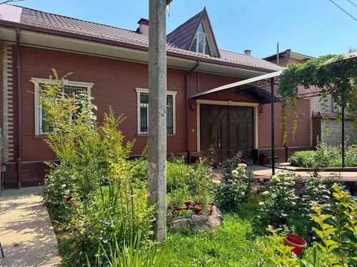 6-room house, 500 m²