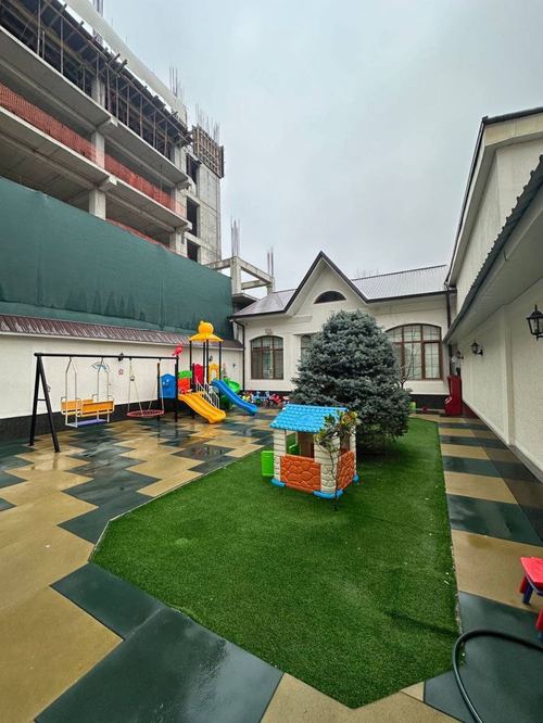 7-room house, 450 m²