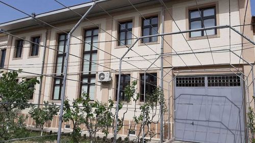 11-комнатный дом, 8000 м²