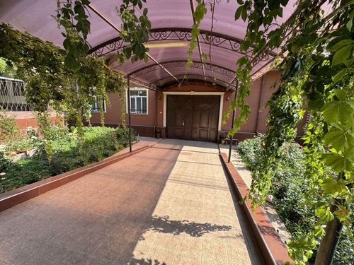 6-xonali uy, 500 m²
