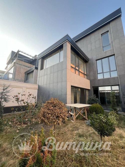 6-xonali uy, 450 m²