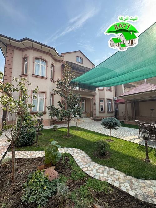8-room house, 540 m²