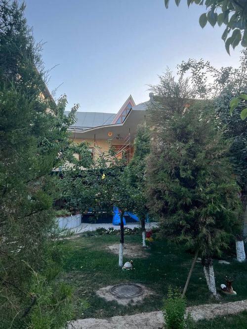 6-комнатный дом, 725 м²
