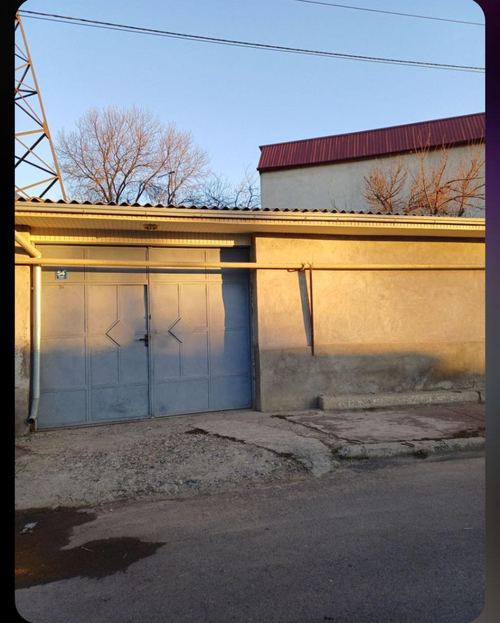 4-комнатный дом, 270 м²