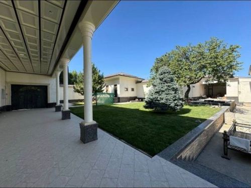 30-room dacha, 3500 m²