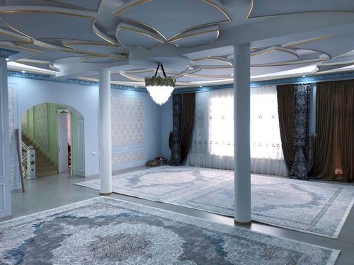 12-room house, 1500 m²