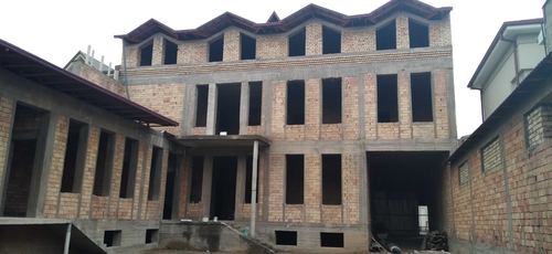 8-room house, 1000 m²