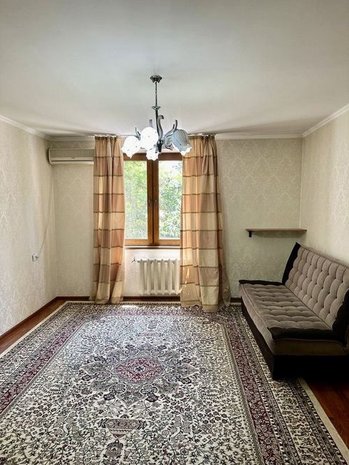 4-xonali kvartira, 100 m²