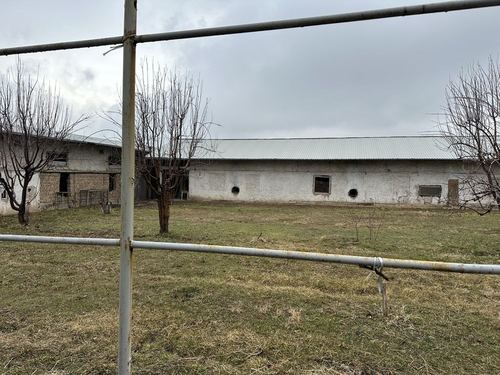 Земельный участок продается, 16 соток, возможна продажа по частям