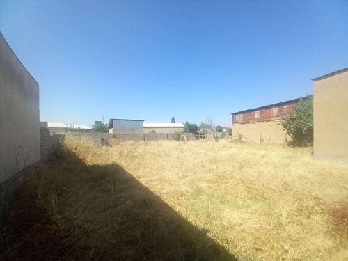 Yashnobod tumanida yer uchastkasi sotiladi