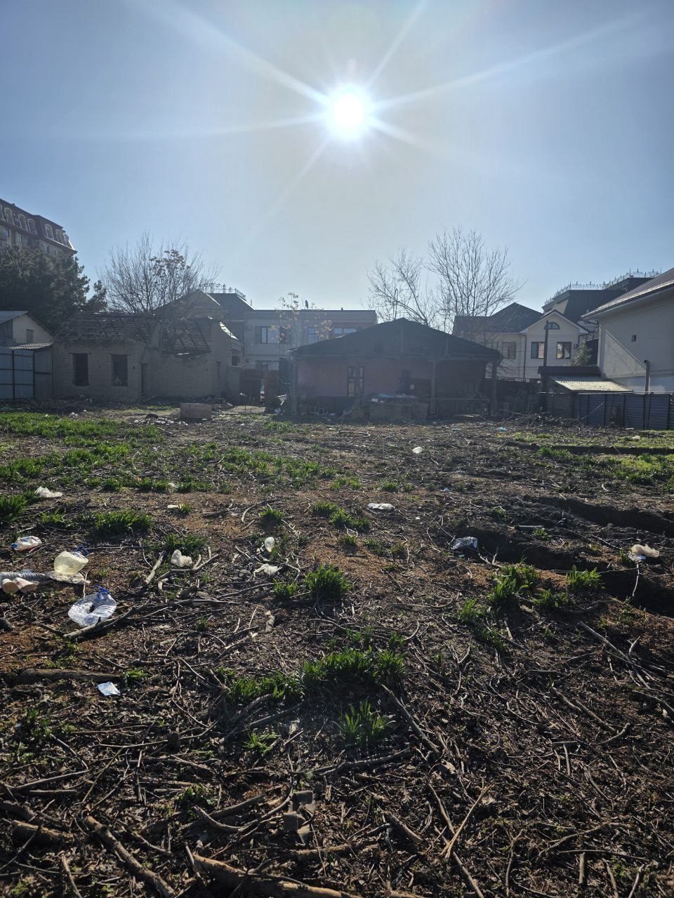 Land for sale in an elite mahalla, 27 sotok. Nikitina.