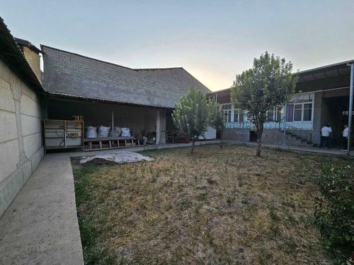 Сергели. Махалля Асраабад. Продается участок 3 сотки под строительство дома. Фасад 10м*30м.
