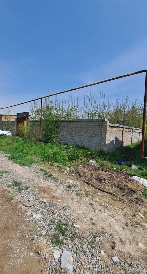 Food City yaqinida 4 sotixdan oshiq yer sotiladi