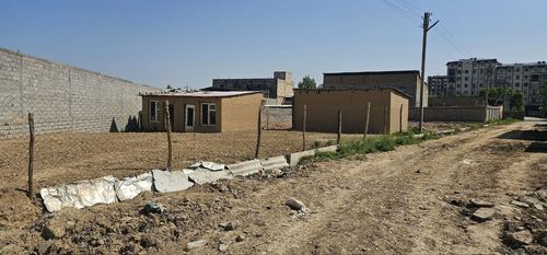 Shoshilinch yer sotiladi 3 sotix, 300 m kiriladi