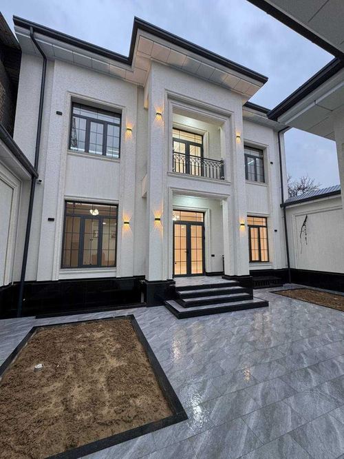 6-комнатный дом, 350 м²