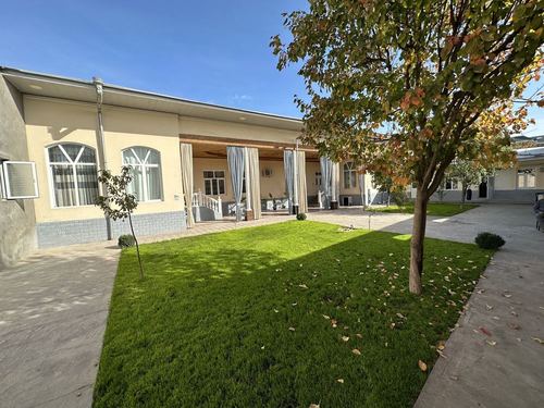 6-комнатный дом, 800000 м²